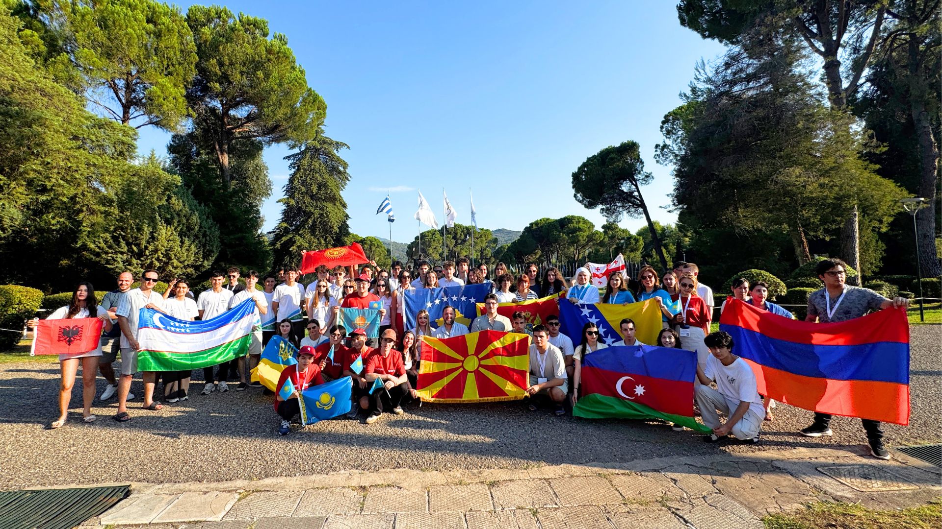 Team EFI group photo